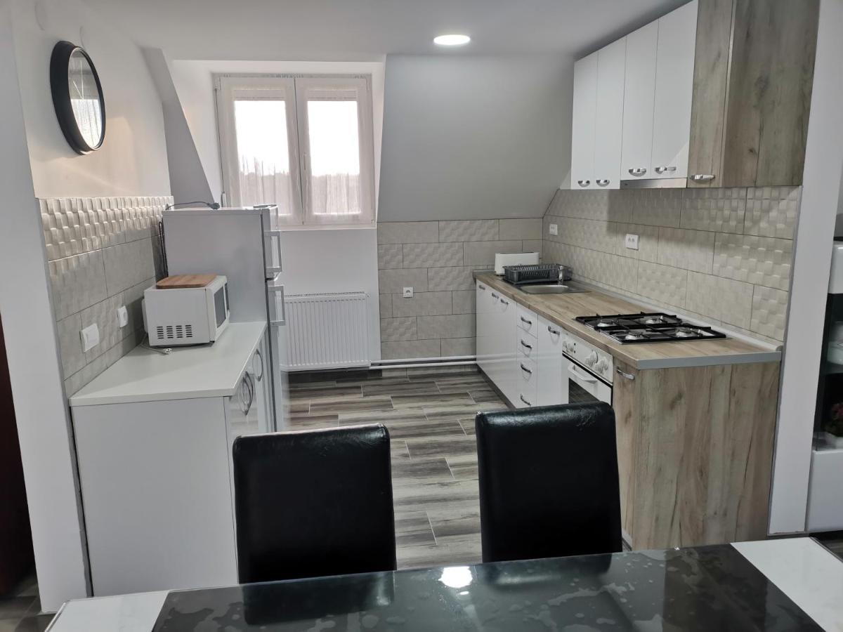דירות Stari Trsic מראה חיצוני תמונה